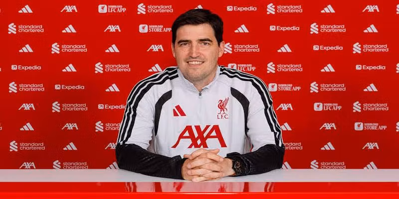 Andoni Iraola Liverpool và dấu ấn tại Premier League 2026